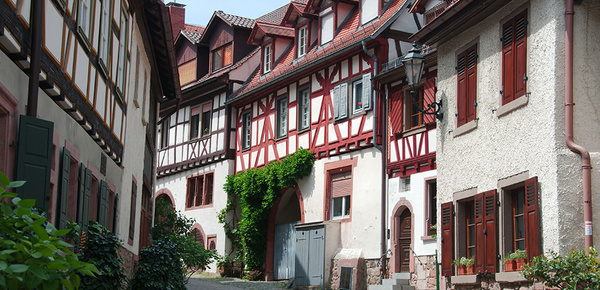 Altbau­sanierung bei ElektroService Rauh GmbH in Ossig